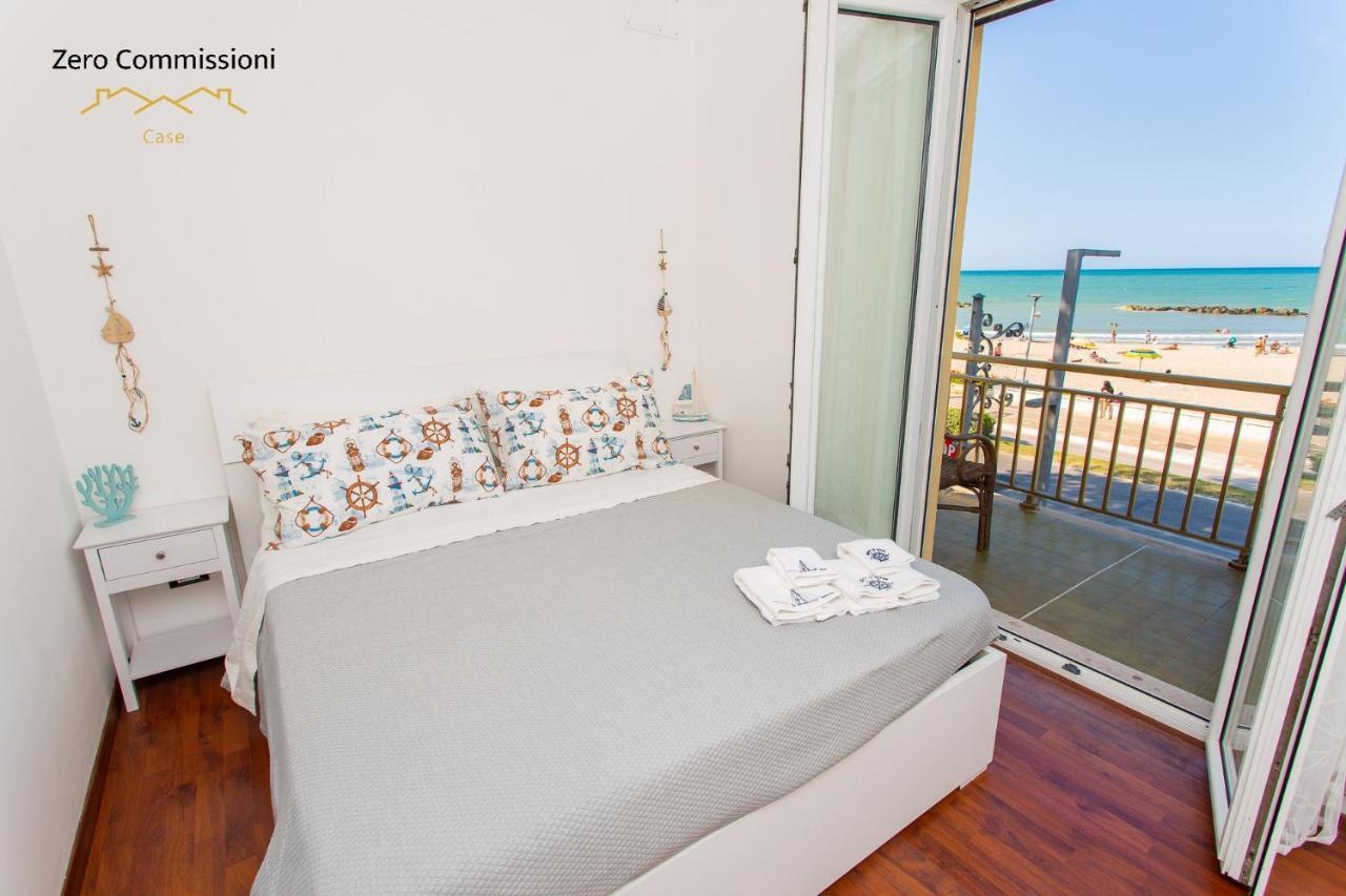Palm Beach House - Vista Mare มอนเตซิลวาโน ภายนอก รูปภาพ