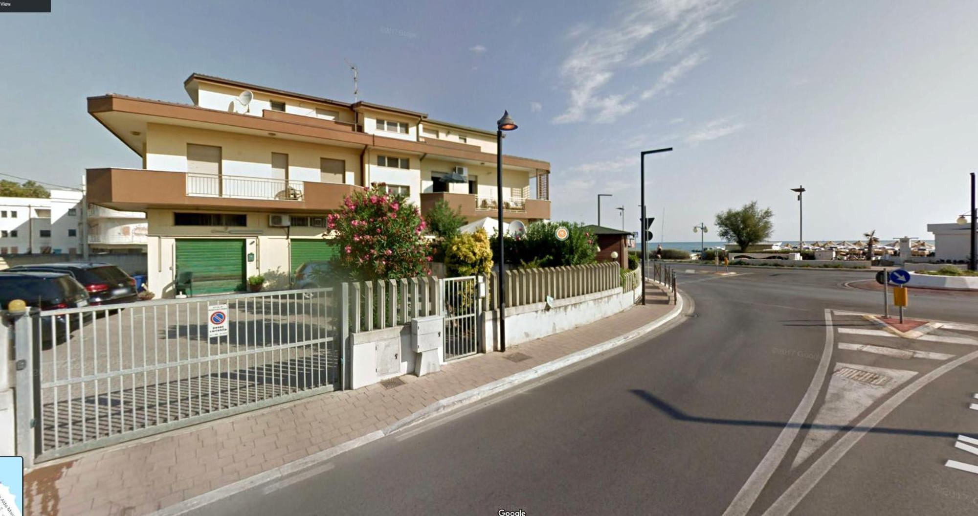 Palm Beach House - Vista Mare มอนเตซิลวาโน ภายนอก รูปภาพ